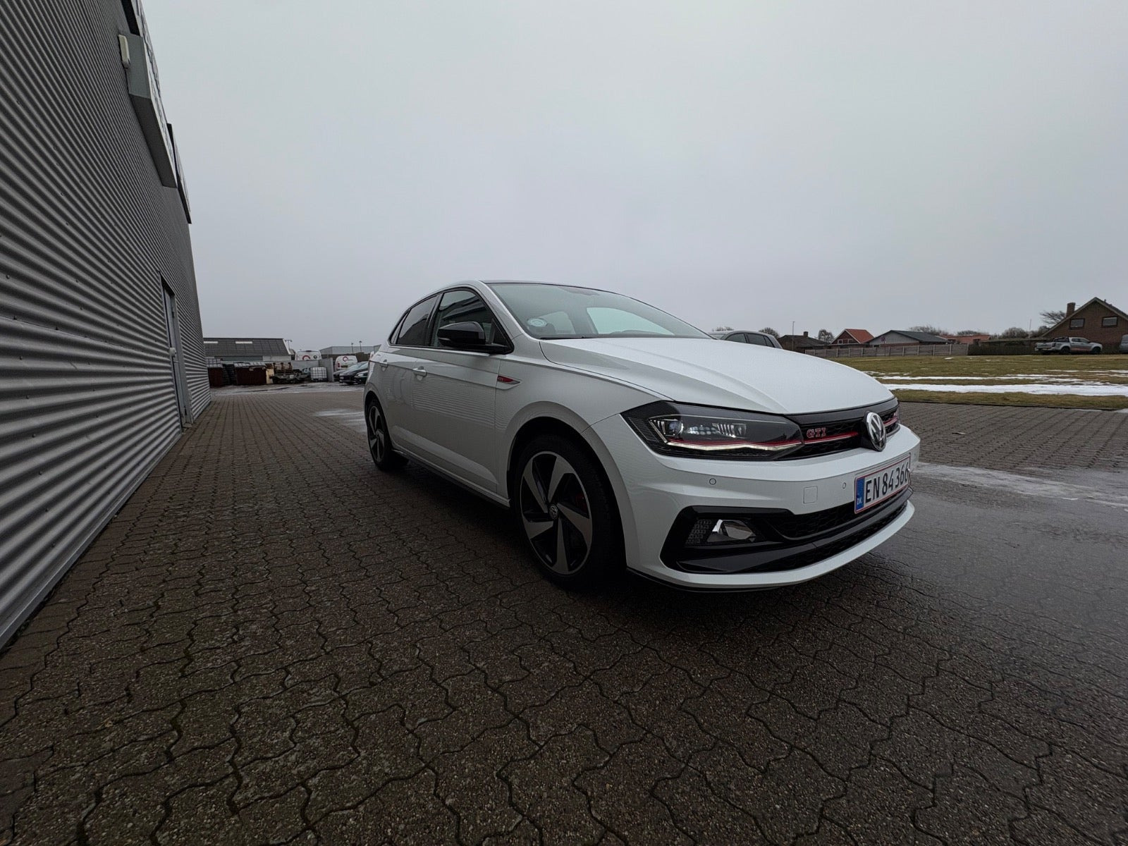 Hvid VW Polo fra 2018