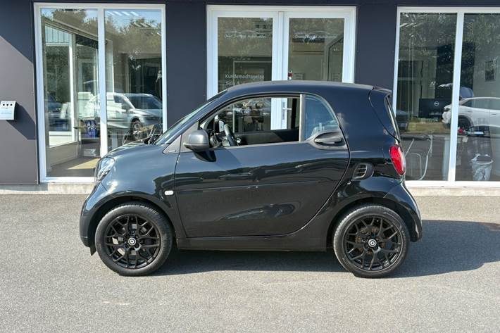 Sort Smart Fortwo fra 2018