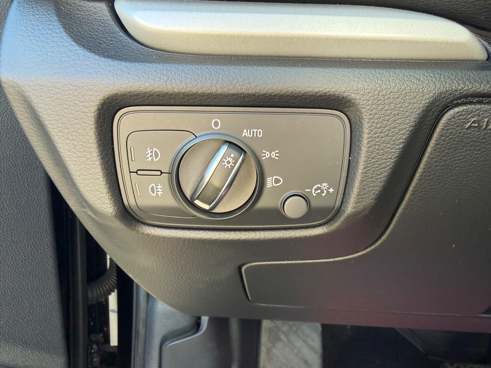 Sort Audi A3 fra 2016
