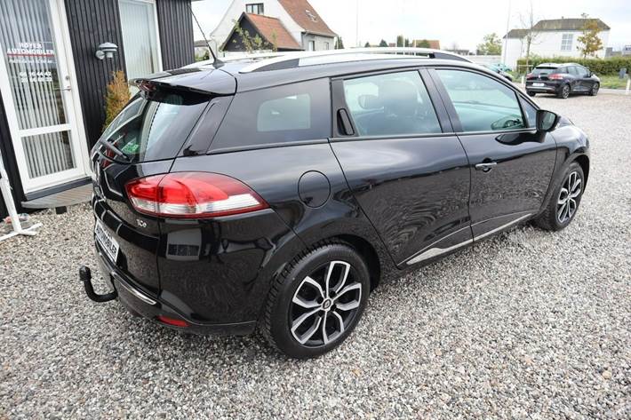 Sort Renault Clio IV fra 2017