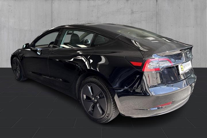 Sort Tesla Model 3 fra 2023