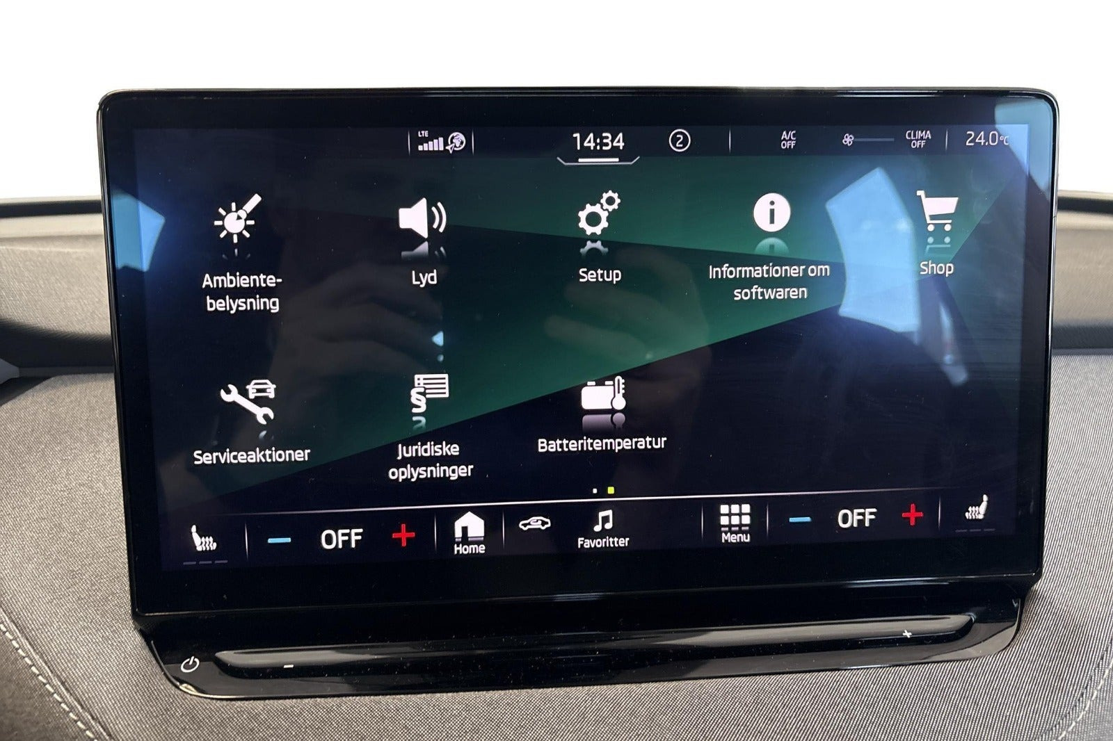 Blå Skoda Enyaq fra 2023