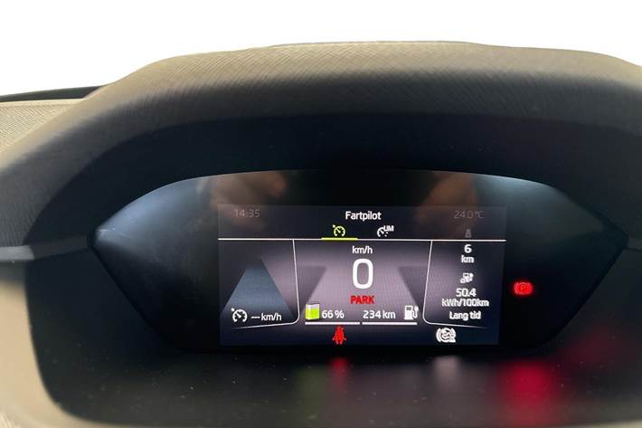 Blå Skoda Enyaq fra 2023