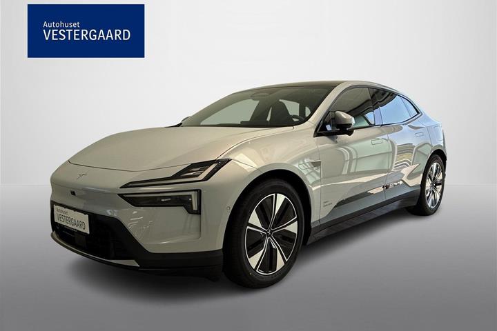 Sølv Polestar 4 fra 2026 set udefra