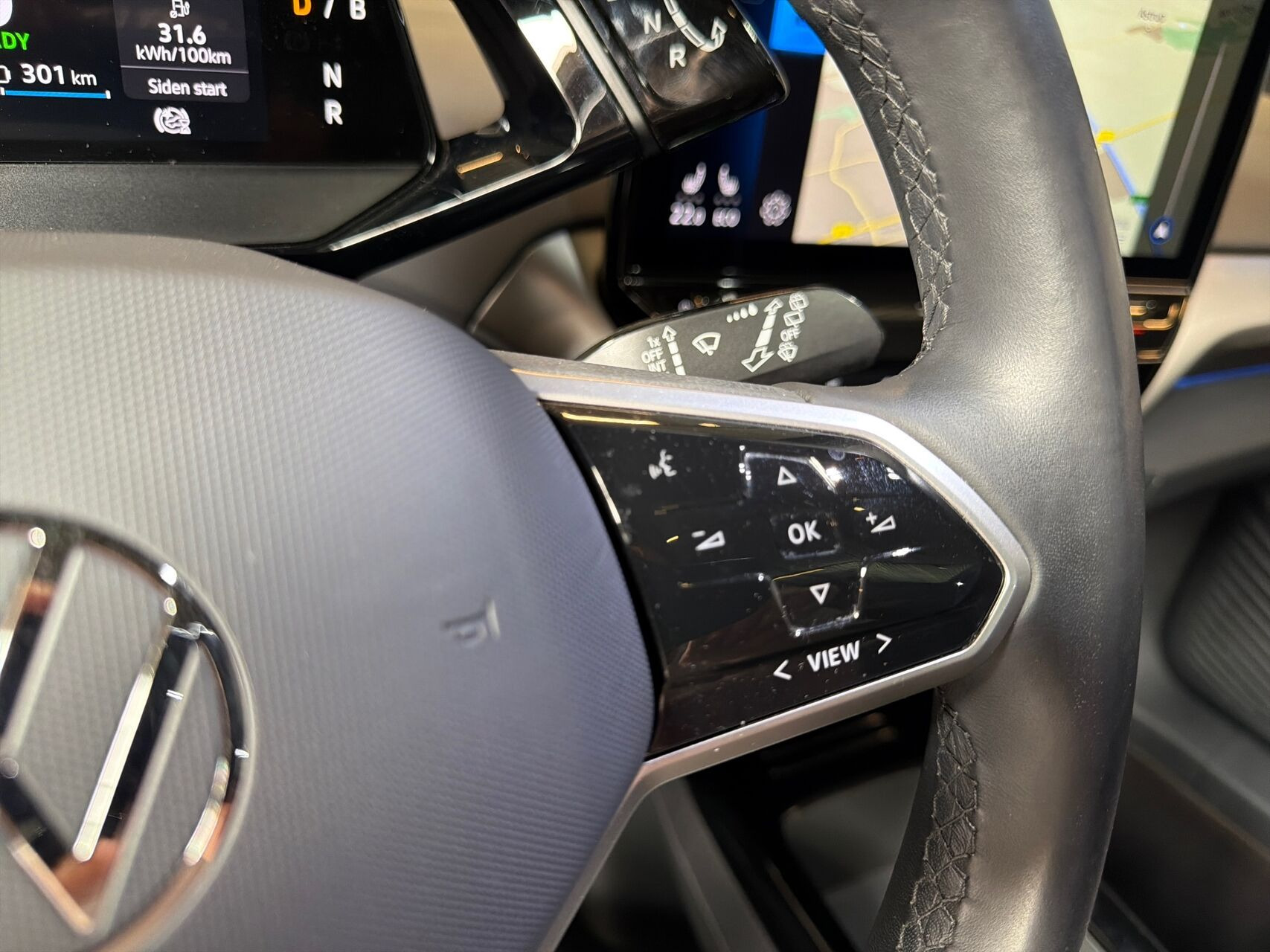 Blå VW ID.4 fra 2023