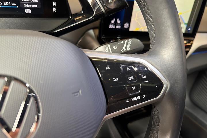 Blå VW ID.4 fra 2023