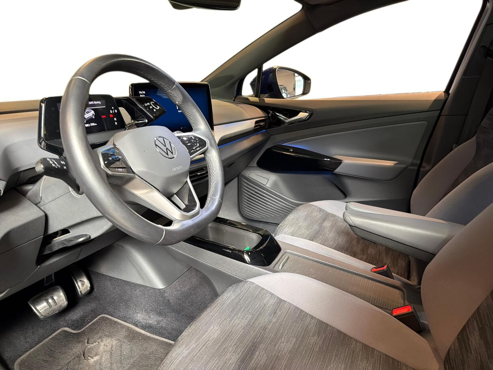 Blå VW ID.4 fra 2023