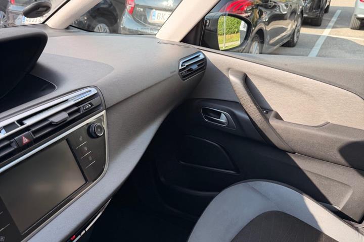 Sort Citroën Grand C4 Picasso fra 2014