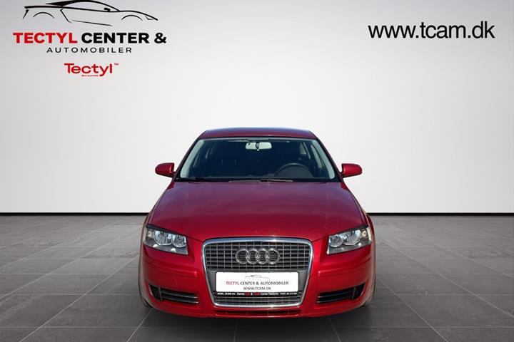 Rød Audi A3 fra 2008