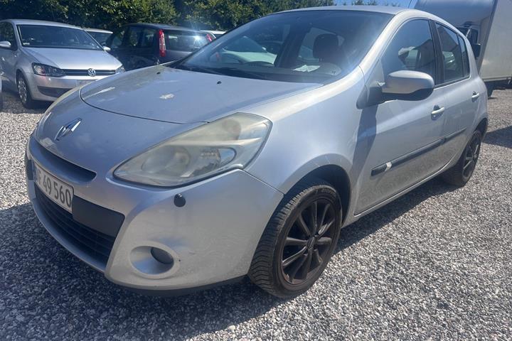 undefined Renault Clio III fra 2011 set udefra