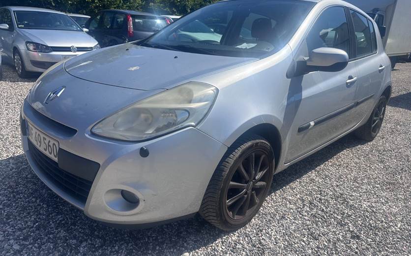 Renault Clio III 1,2 16V Authentique