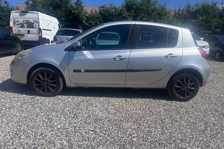 undefined Renault Clio III fra 2011