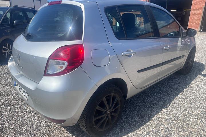 undefined Renault Clio III fra 2011