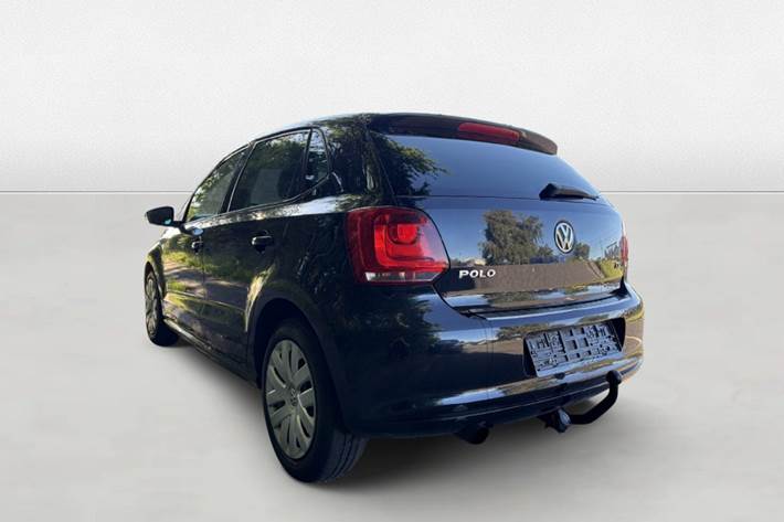 Grøn VW Polo fra 2013