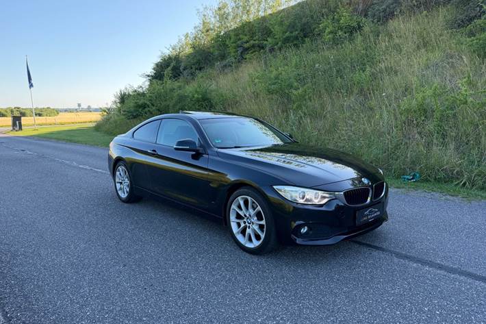 Sort BMW 420d fra 2015