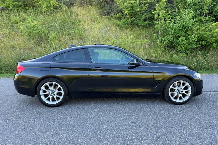 Sort BMW 420d fra 2015