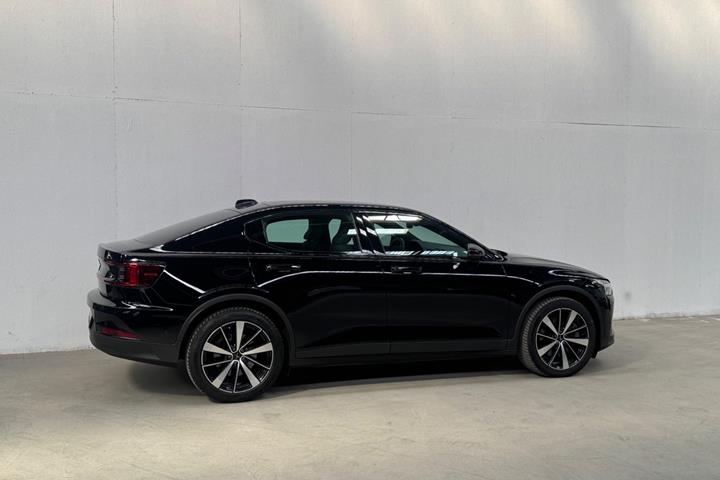 Sort Polestar 2 fra 2022