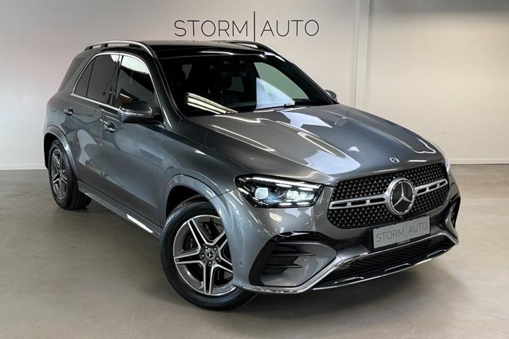 Grå Mercedes GLE350 de fra 2024