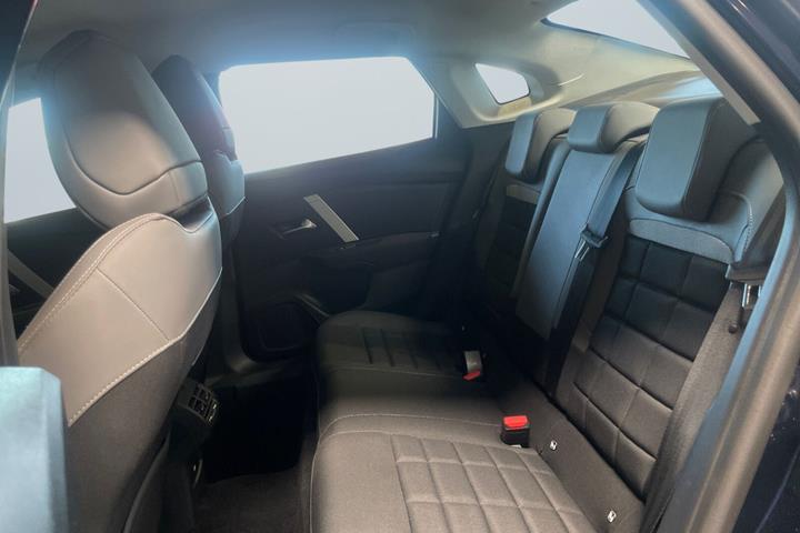 Blå Citroën ë-C4 X fra 2025