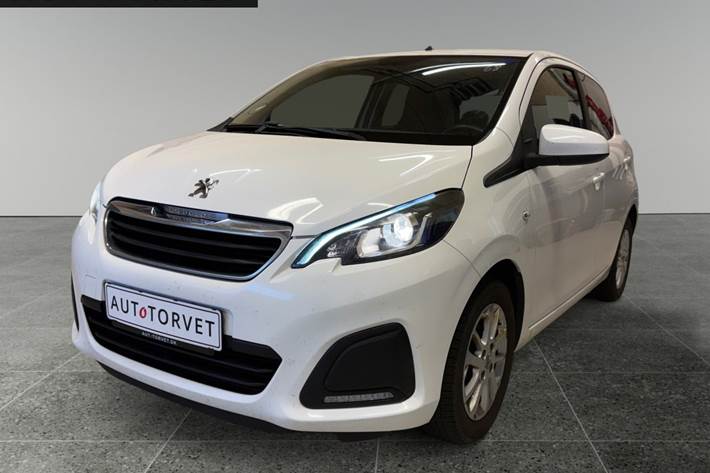 Hvid Peugeot 108 fra 2014 set udefra