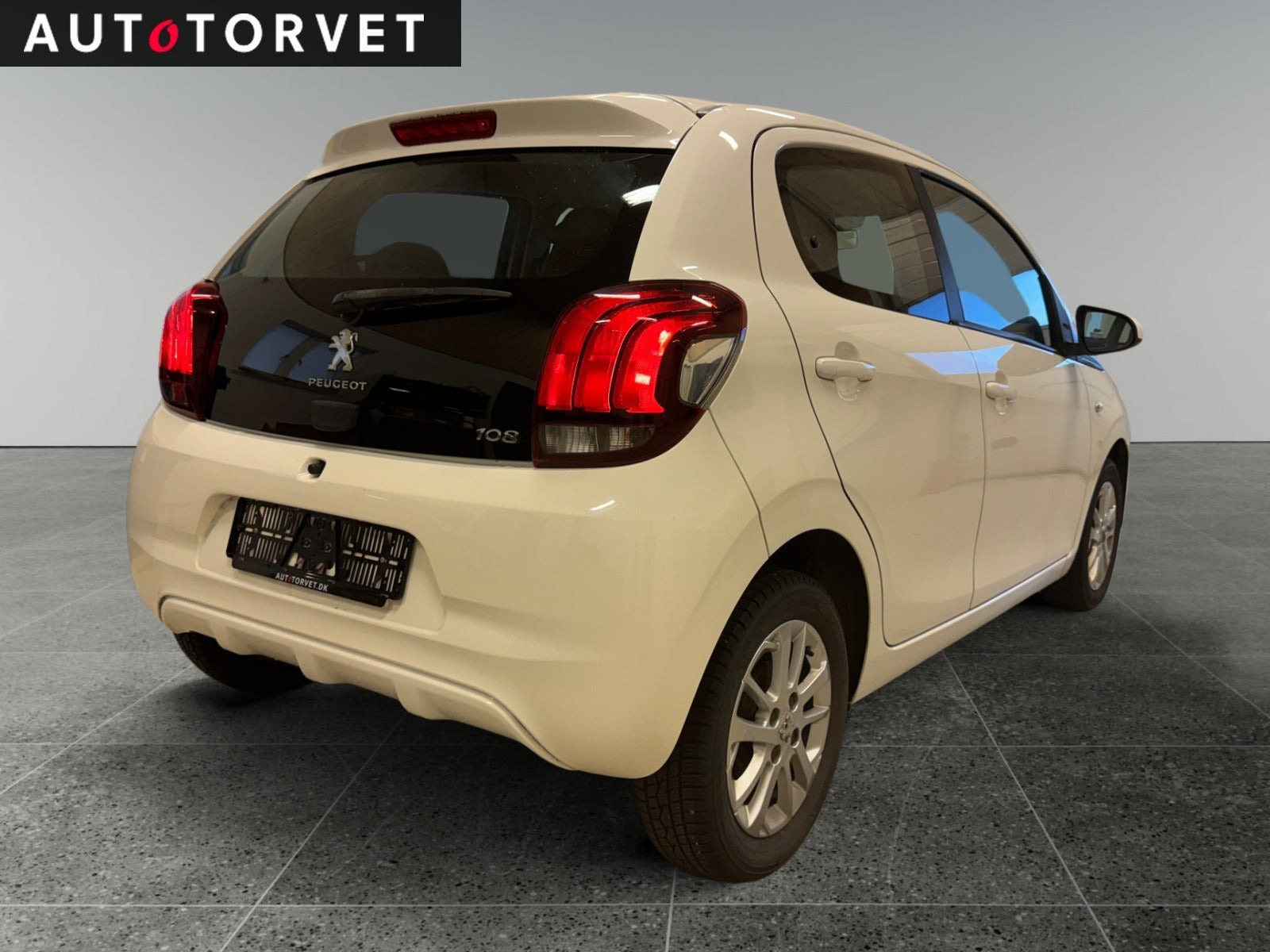 Hvid Peugeot 108 fra 2014