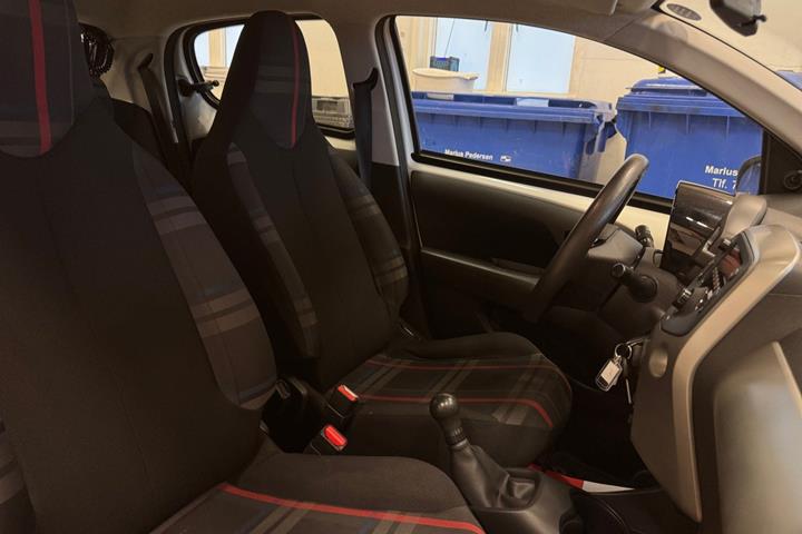 Hvid Peugeot 108 fra 2014