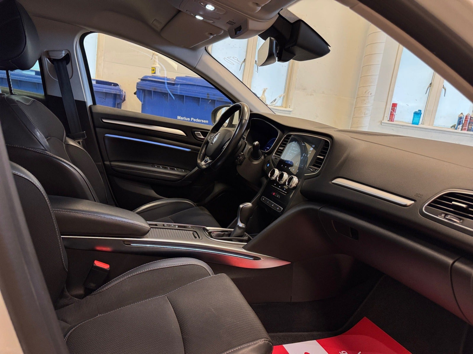 Hvid Renault Megane IV fra 2021