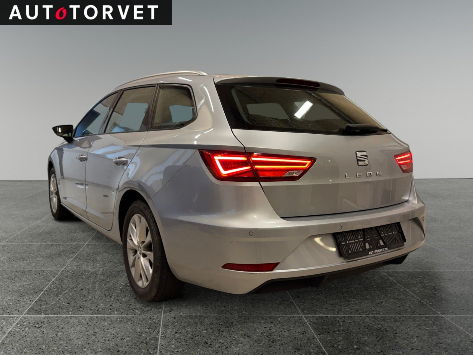Sølv Seat Leon fra 2019
