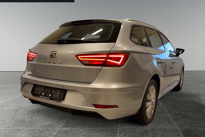 Sølv Seat Leon fra 2019