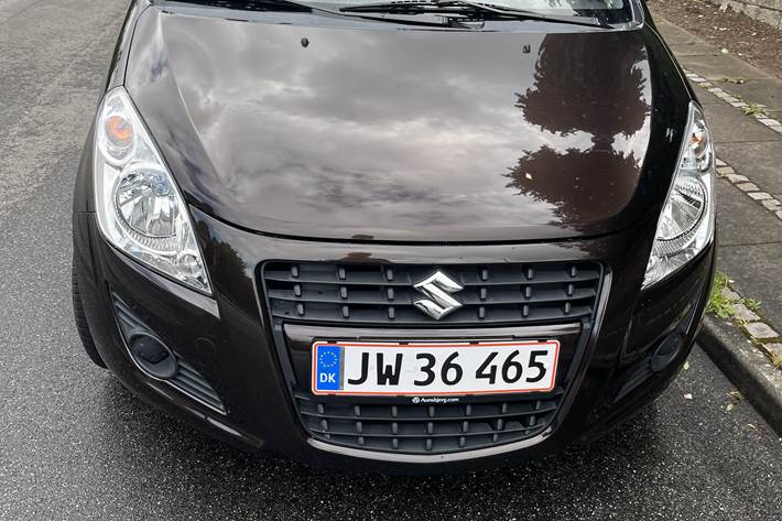 Brun Suzuki Splash fra 2012