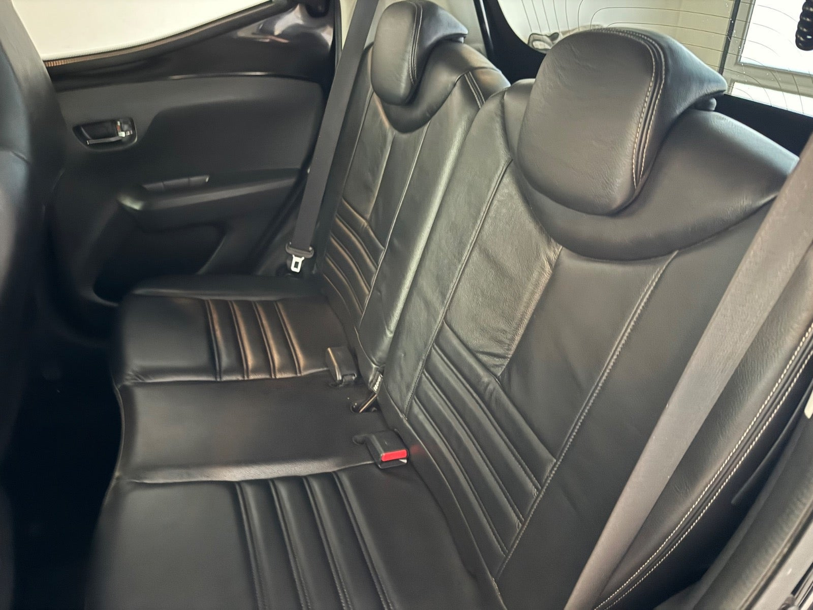 Sort Toyota Aygo fra 2015