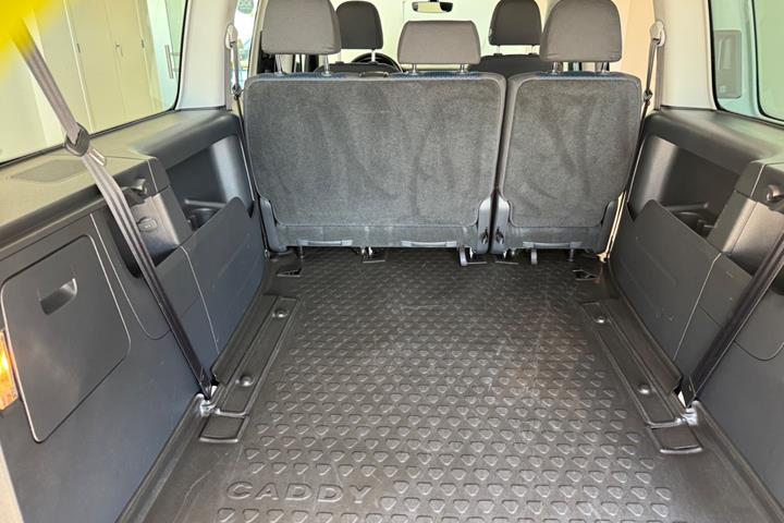 Sort VW e-Caddy Maxi fra 2021