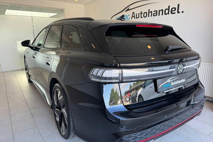 Sort VW ID.7 fra 2025