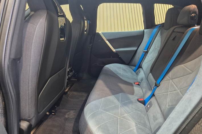 Sort BMW iX fra 2022