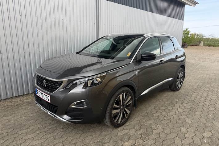 Grå Peugeot 3008 fra 2019