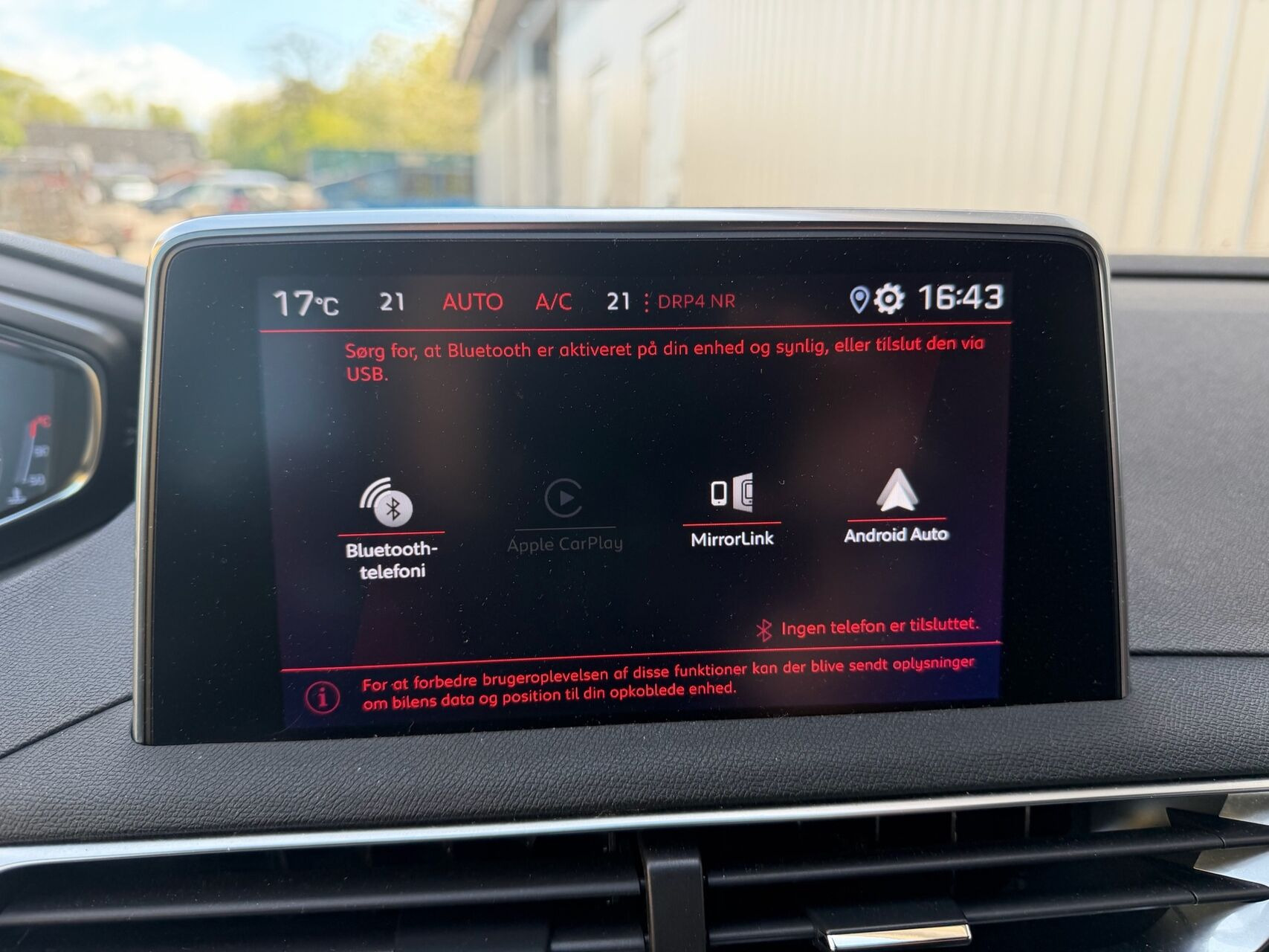 Grå Peugeot 3008 fra 2019