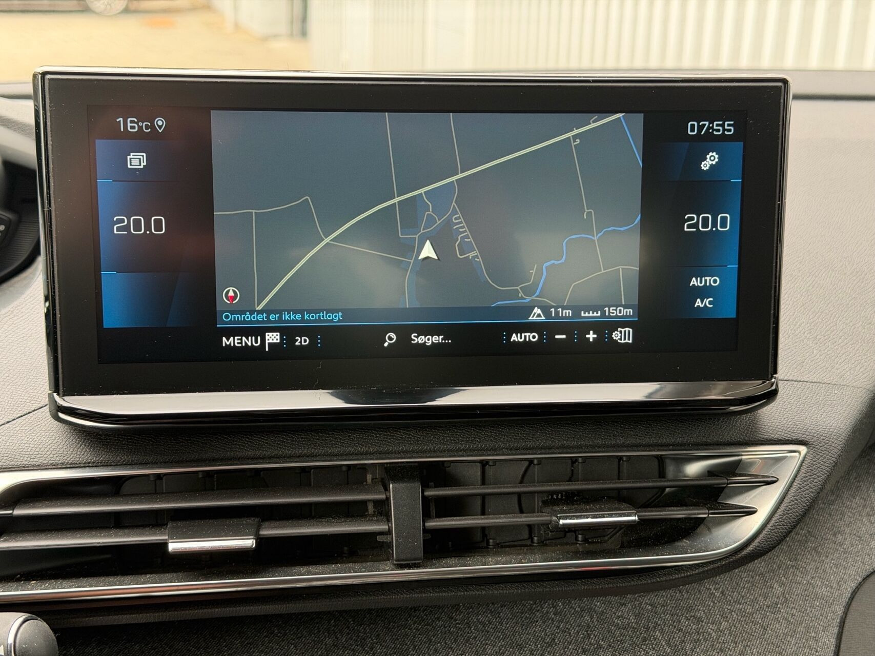 Grå Peugeot 3008 fra 2021