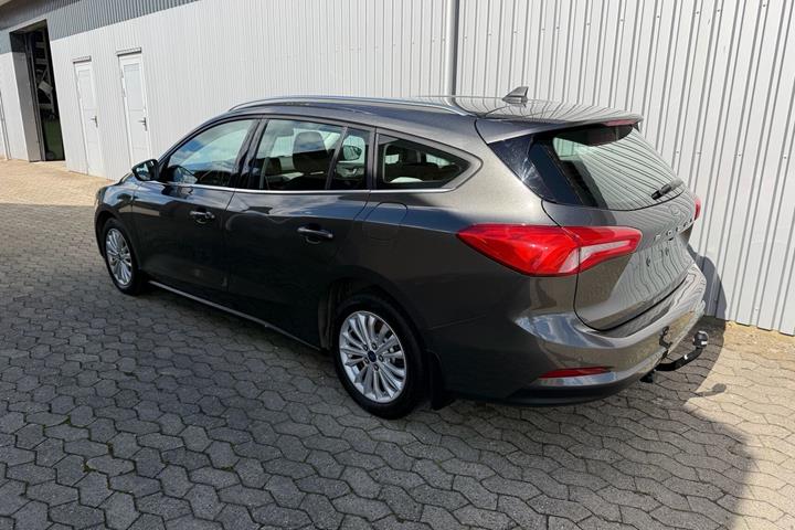 Grå Ford Focus fra 2021