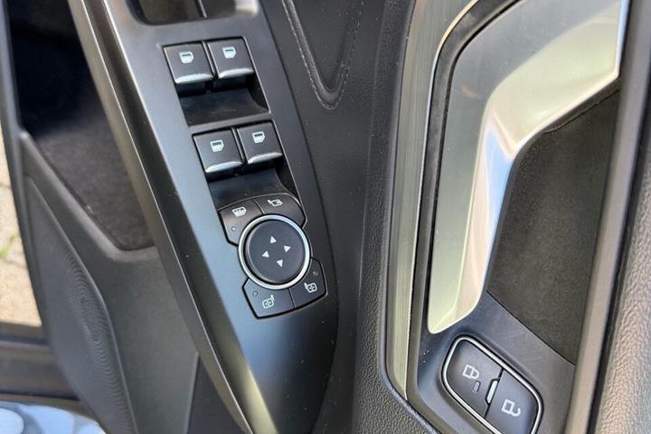 Grå Ford Focus fra 2021