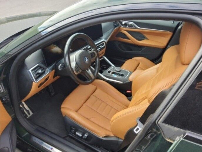 Grøn BMW i4 fra 2023