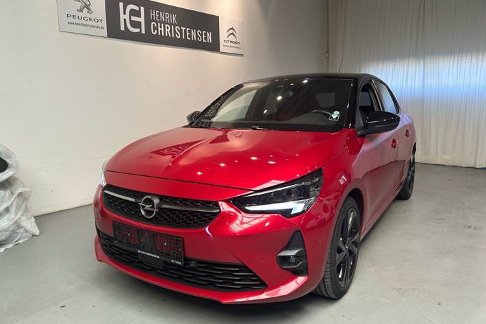 Rød Opel Corsa fra 2020