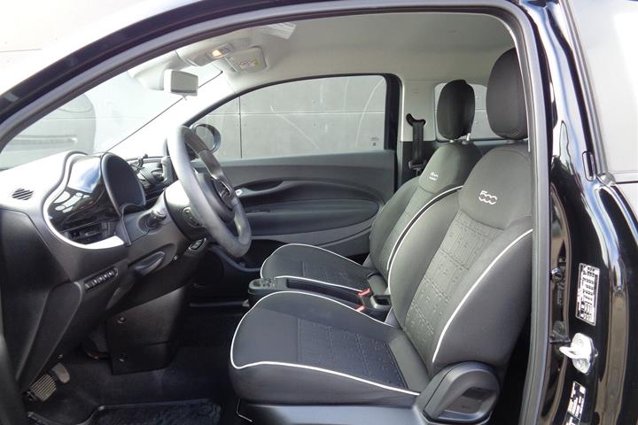 undefined Fiat 500e fra 2022