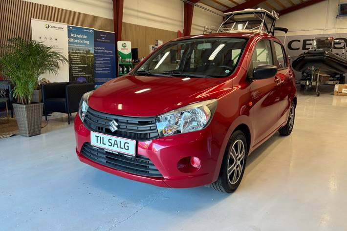 Rød Suzuki Celerio fra 2019