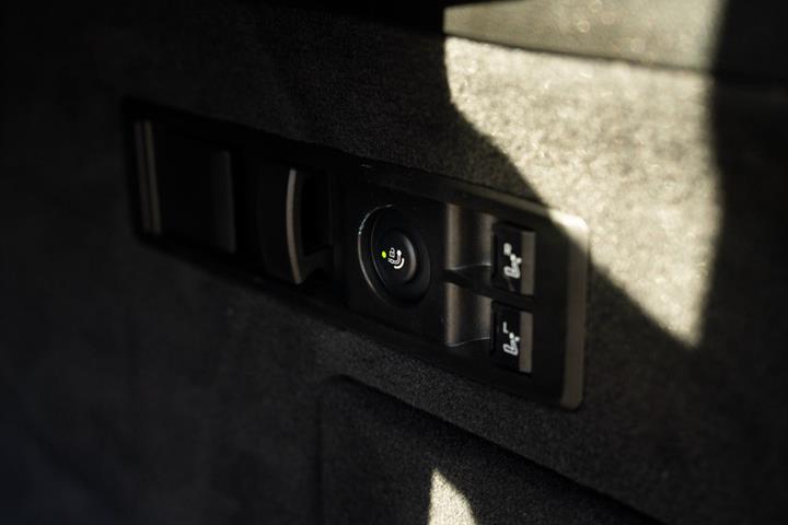 Sort BMW iX fra 2023