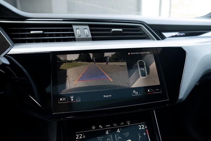 Sort Audi Q8 e-tron fra 2023