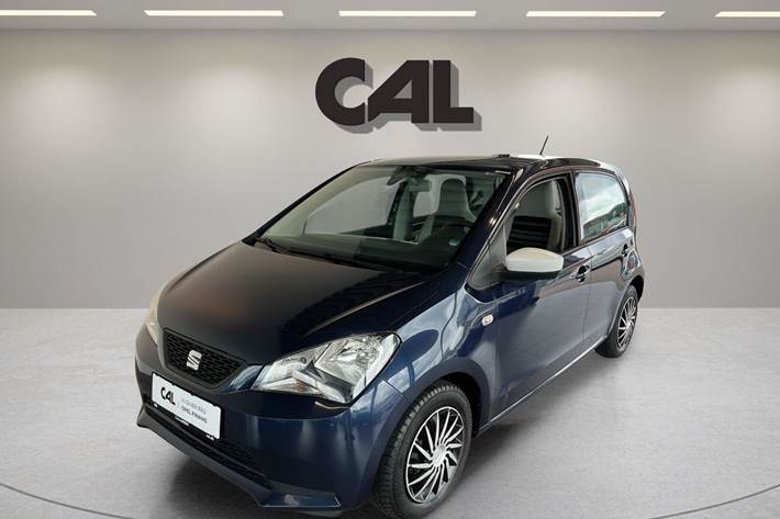 Blå Seat Mii fra 2015 set udefra