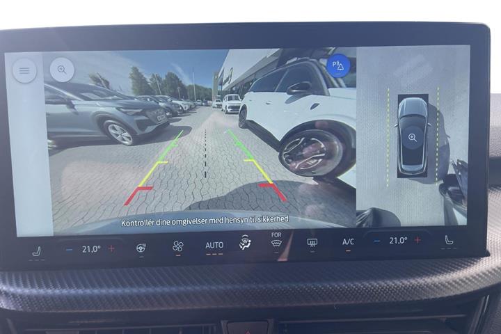 Sølv Ford Kuga fra 2025