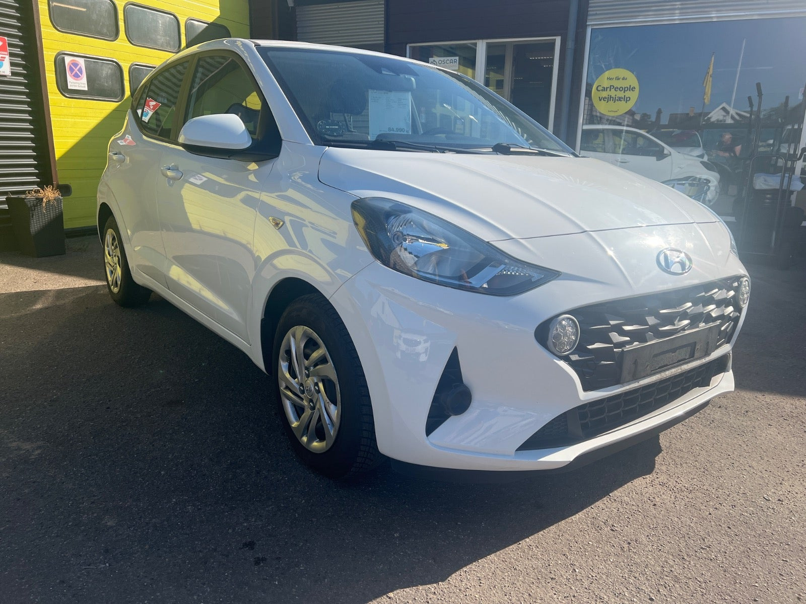 Hvid Hyundai i10 fra 2021
