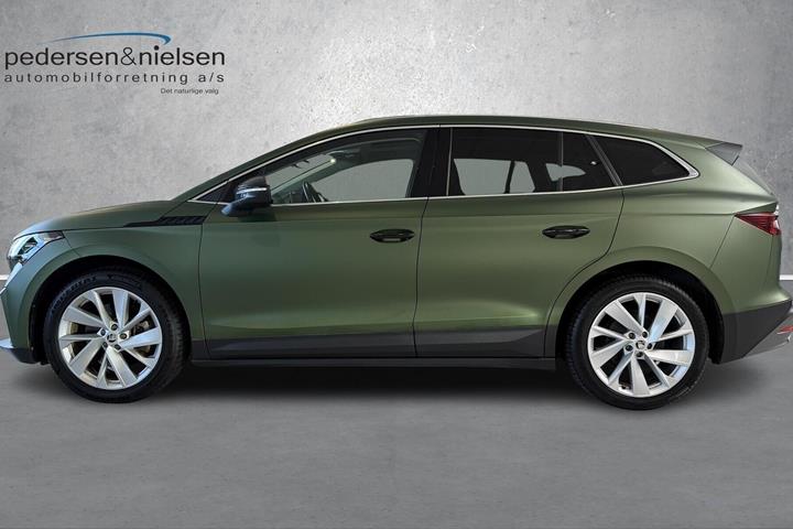 Hvid Skoda Enyaq fra 2021