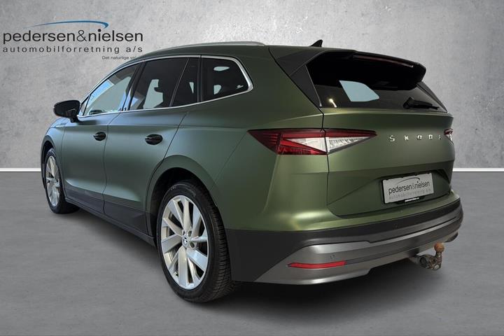 Hvid Skoda Enyaq fra 2021